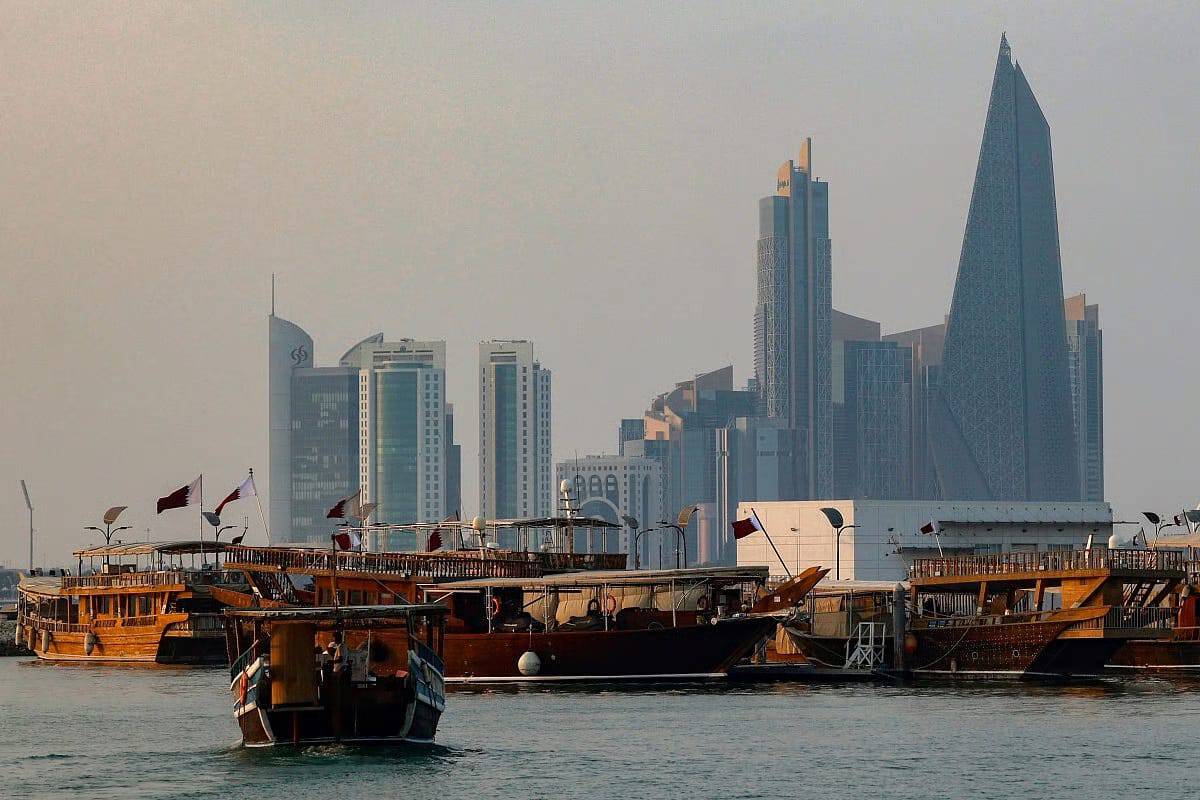 The Highest Paying Industries in the Gulf Region: Where Top Talent Earns Premium Salaries